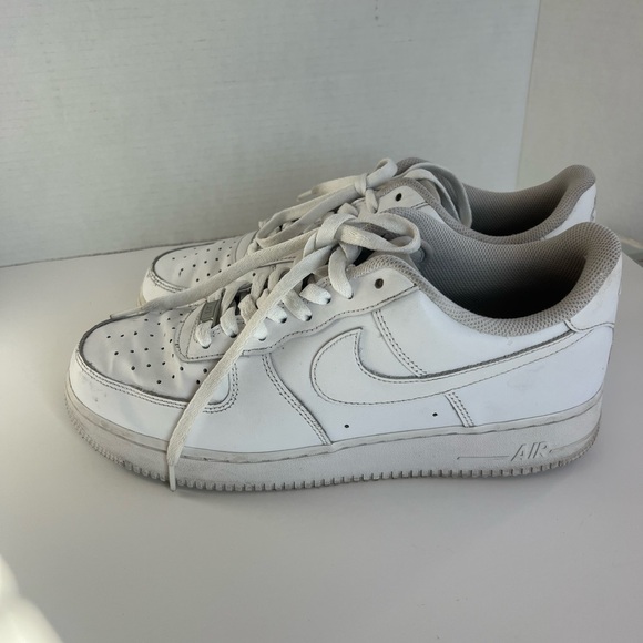 Nike White Air Force One Sneakers Men's Size 11 - Picture 5 of 13